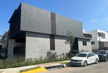 Casa en  Olivos Residencial, Avenida General Ramón Corona, Zapopan, Jalisco, México