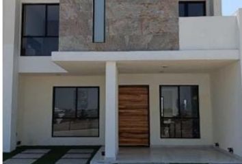 Casa en fraccionamiento en  Residencial Valle Soleado, Avenida Valle De Pachuca-tizayuca, Tizayuca, Estado De Hidalgo, México