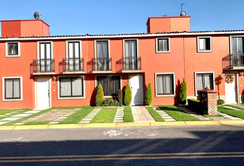 Casa en condominio en  Valle De San José, Miguel Hidalgo Mz 018, Valle De San José, San Mateo Otzacatipan, Estado De México, México