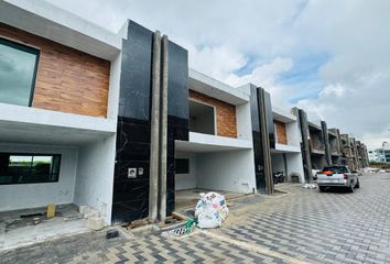 Casa en fraccionamiento en  San Bernardino Tlaxcalancingo, San Andrés Cholula