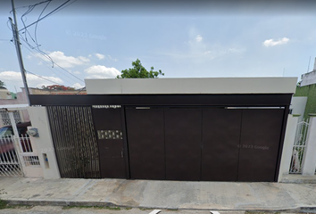 Casa en  C. 11, Residencial Pensiones Iv, Mérida, Yucatán, México