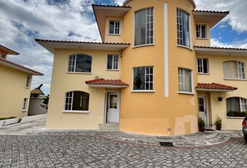 Casa en  Gaspar De Carvajal 975, Quito 170184, Ecuador