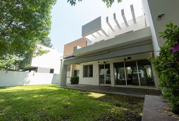 Casa en  Avenida General Ramón Corona, La Mojonera, Zapopan, Jalisco, México