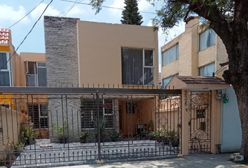 Casa en  San Salvador 236, Mz 002, Valle Dorado, 54020 Tlalnepantla, Méx., México