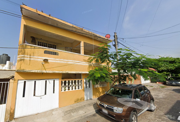 Casa en  Río Los Amates 196, Fraccionamiento Lomas Del Río Medio, Lomas De Río Medio, 91809 Veracruz, Ver., México