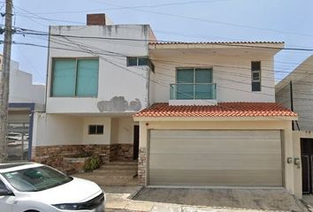 Casa en  Calle Santiago Tuxtla 346, La Tampiquera, 94290 Boca Del Río, Veracruz, México