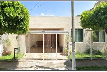 Casa en  La Perpetua 2030, Jardines Del Country, Guadalajara, Jalisco, México