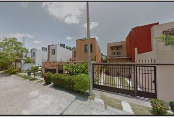 Casa en  Calle Palma Kerpis 234, Ixtapa, Jalisco, México