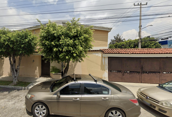 Casa en  Calle Balanza, La Calma, Zapopan, Jalisco, México