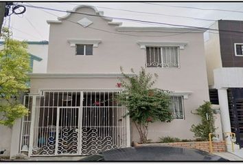 Casa en  Volcán 2003, Lomas Altas 3er Sector, Ciudad Santa Catarina, Nuevo León, México