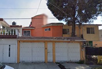 Casa en  Claveles, Plaza Las Flores, San Francisco Coacalco, Estado De México, México