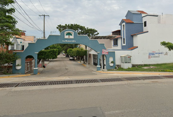 Casa en fraccionamiento en  Esmeralda, La Esmeralda, Tuxtla Gutiérrez, Chiapas, México