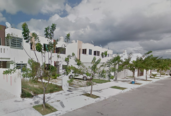 Casa en  Av. Ich Xeel, Cataluña, Playa Del Carmen, Quintana Roo, México