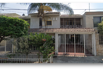 Casa en  Calle Urbano San Roman 2629, El Dean, Guadalajara, Jalisco, México