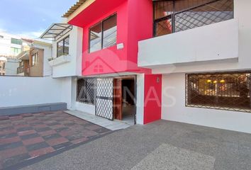 Casa en  Pista De Bicicross Bmx Cuenca, Y Tamaris, Avenue Remigio Crespo Toral, Cuenca, Ecuador