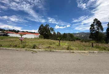 Terreno Comercial en  Javier Loyola (chuquipata), Ecuador