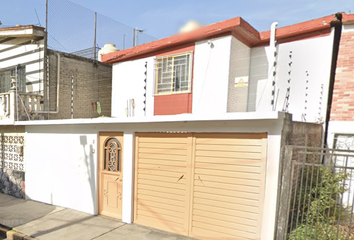 Casa en  Valle De Las Casas, Valle De Aragon 1ra Sección, Ciudad Nezahualcóyotl, Estado De México, México