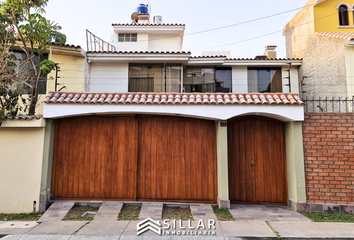 Casa en  Urb. Santo Domingo, José Luis Bustamante Y Rivero, Perú