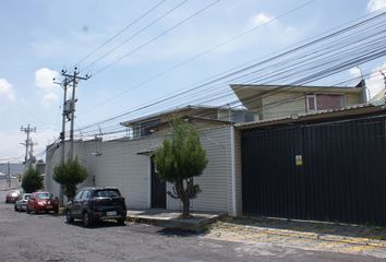 Bodega-Galpon en  Vicente Duque & Avenida Juan De Selis, Quito, Ecuador