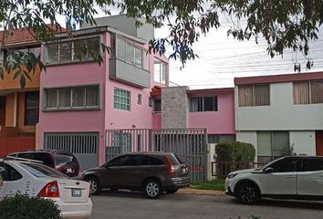 Casa en fraccionamiento en  Ahuehuetes 11, Mz 060, Izcalli Del Bosque, Naucalpan, Estado De México, México