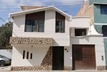 Casa en  Chiclayo Distrito, Chiclayo