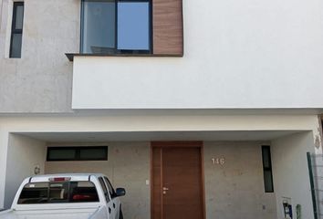 Casa en  Avenida Paseo De Los Emperadores, Zapopan, Jalisco, 45134, Mex