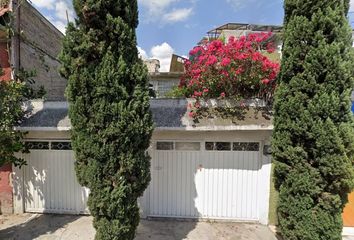 Casa en  Valle De Tarim, Valle De Aragon 3ra Sección, Ecatepec De Morelos, Estado De México, México