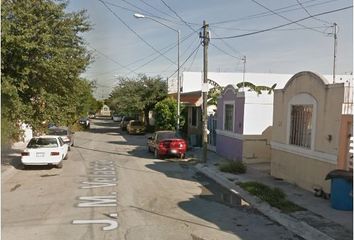 Casa en  J. M. Velasco, Misión Real, Ciudad Apodaca, Nuevo León, México