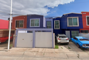 Casa en  Orión 129, Impregnadora Guadiana, 34038 Durango, Dgo., México