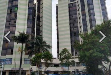 Apartamento en  Edificio Mall Torres De La 50, Carrera 50, Panamericano, Cali, Valle Del Cauca, Colombia