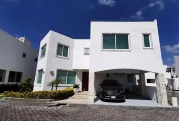 Casa en fraccionamiento en  Avenida Durazno 1421, Mz 005, San Salvador Tizatlali, San Salvador Tizatlalli, Estado De México, México