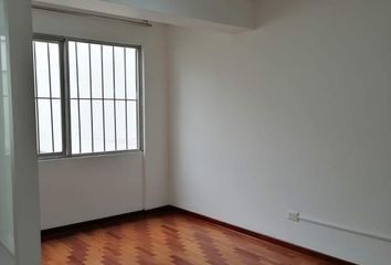 Departamento en  Av. Alfredo Benavides 2000, Miraflores, Perú