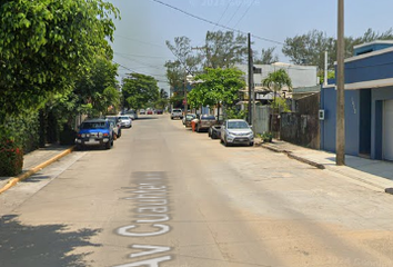 Casa en  Av Cuauhtémoc, Puerto Mexico, 96510 Coatzacoalcos, Veracruz, México