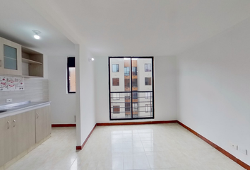 Apartamento en  Urbanización El Pinar, Madrid