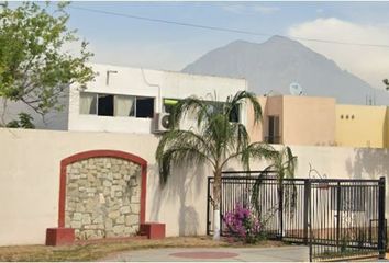 Casa en condominio en  Loma Chica, Mitras Poniente, Nuevo León, México