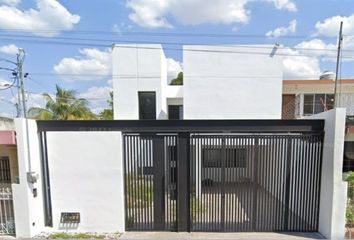 Casa en  Calle 38, Jesús Carranza, Mérida, Yucatán, México