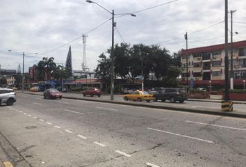 Local en  C.c Plaza Mayor 2, Avenida Rodolfo Baquerizo Nazur, Guayaquil, Ecuador