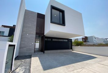 Casa en fraccionamiento en  Zibatá, Querétaro, México