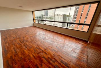 Departamento en  Av. José Pardo 320, Lima, Perú