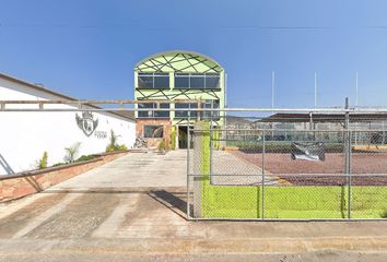 Edificio comercial y terreno de uso deportivo, garantía hipotecaria ubicada en Pachuca de Soto Hidalgo