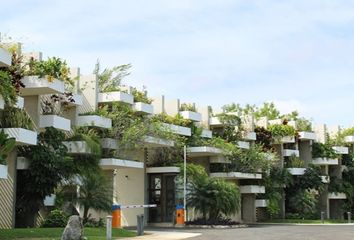 Lote de Terreno en  Residencial Yaxlum, Conkal-yaxkukul, Yaxkukul, Yucatán, México