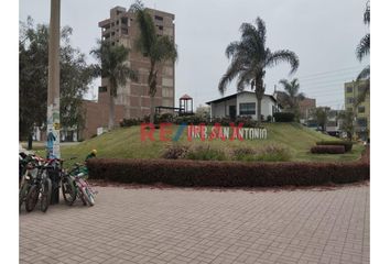 Terreno en  Av. Jorge Basadre, Carabayllo, Perú