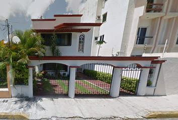 Casa en  Lava Sm 15, Cancún, Quintana Roo, México