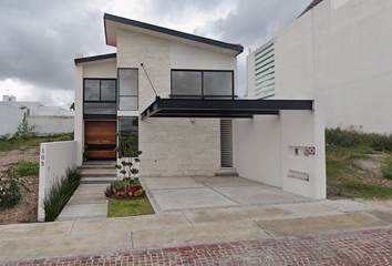 Casa en  Lago Yuriria, Cumbres Del Lago, Juriquilla, Querétaro, México