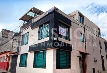 Casa en  Mf76+96g, E 4c, Quito 170132, Ecuador