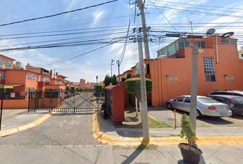 Casa en condominio en  Paseo De Los Ahuehuetes 17, Mz 054, Unidad Habitacional Valle Del Tenayo, Tlalnepantla De Baz, Estado De México, México