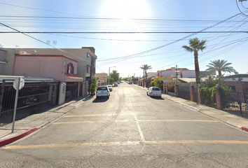 Casa en  Estatutos Jurídicos, Mexicali