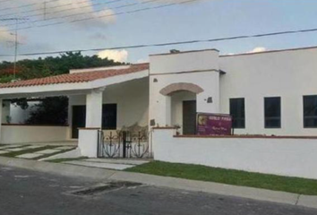 Casa en  Framboyán, Fraccionamiento Lomas De Cocoyoc, Morelos, México