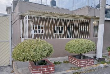 Casa en  Hogares Mexicanos, Ecatepec De Morelos, Estado De México, México