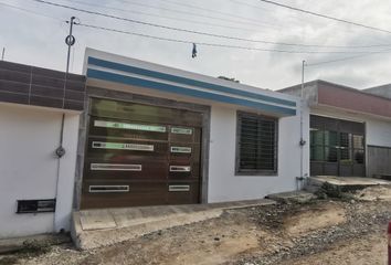 Casa en  Calle Olmos, Colonia Arboledas, Jacarandas, Emiliano Zapata, Veracruz De Ignacio De La Llave, 91637, Mex